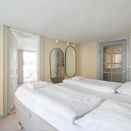 Balcony Apt - Center, 50m To The Metro Copenhagen